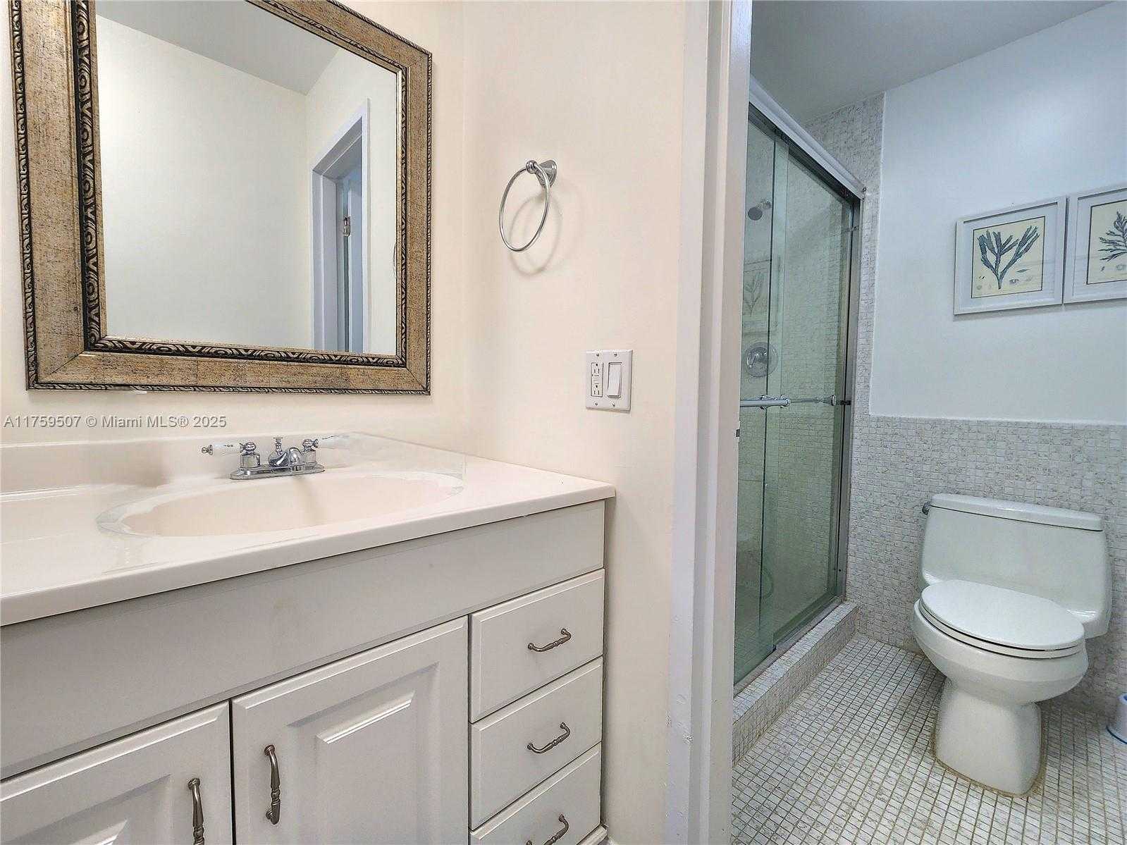 Small Image of 3505 SOUTH OCEAN DR #508, Hollywood Number 13