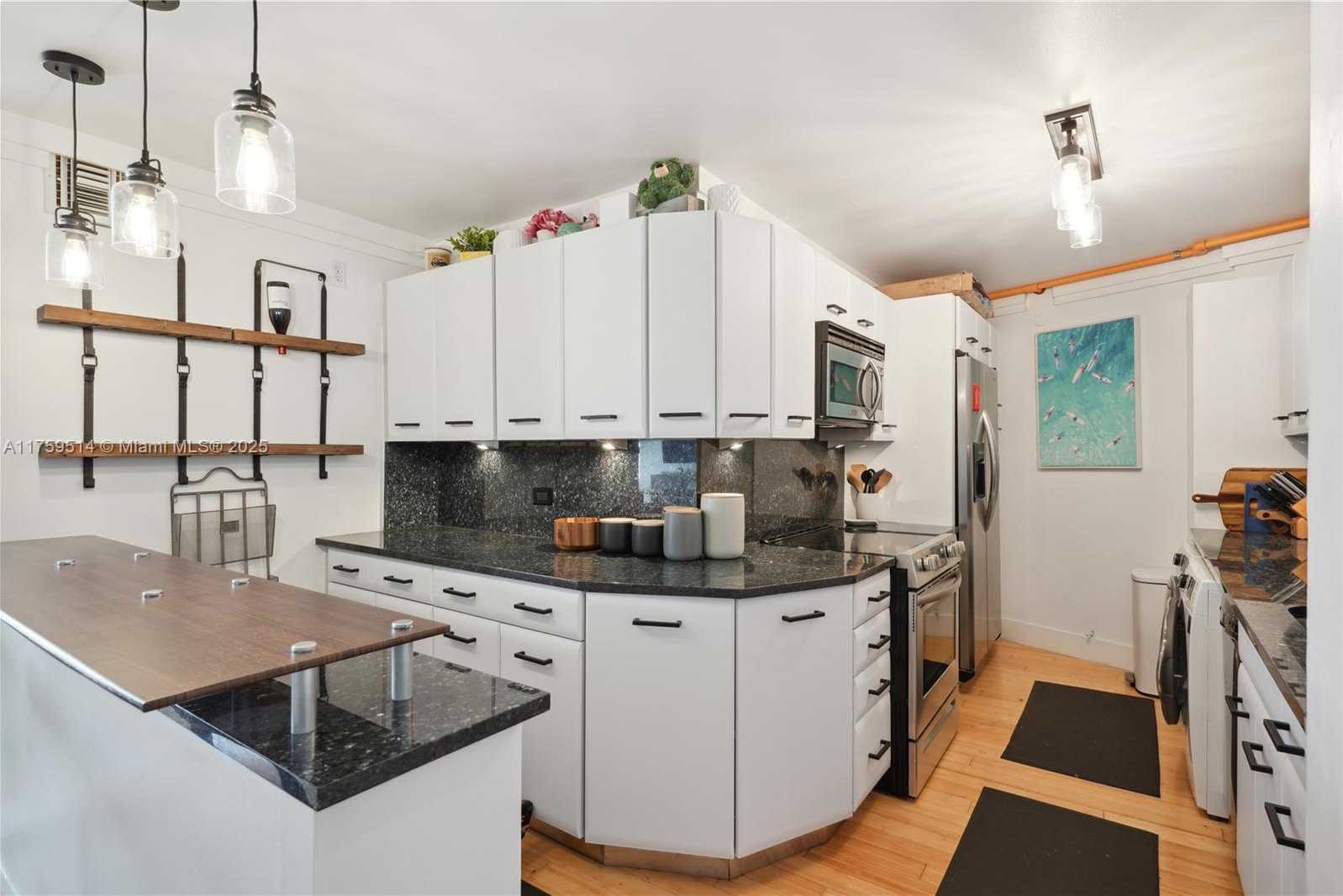Small Image of 1881 WASHINGTON AVE #7F, Miami Beach Number 13