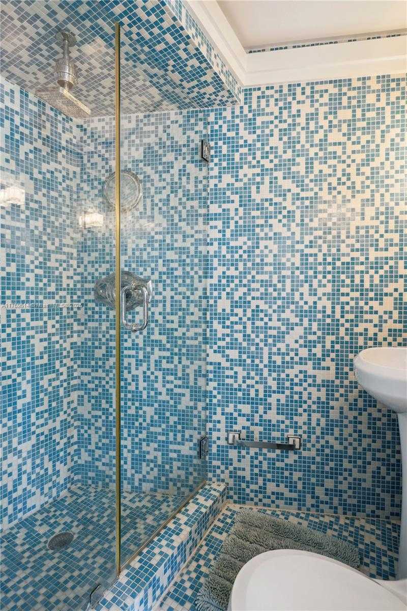 Small Image of 1881 WASHINGTON AVE #7F, Miami Beach Number 17