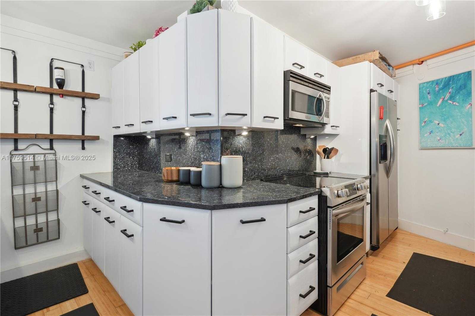 Small Image of 1881 WASHINGTON AVE #7F, Miami Beach Number 27