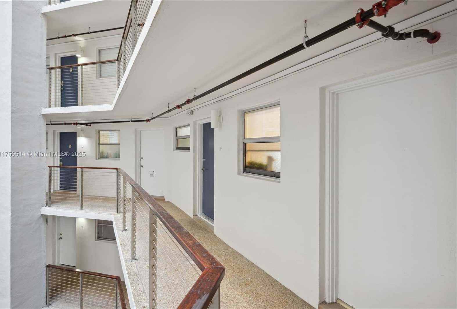 Small Image of 1881 WASHINGTON AVE #7F, Miami Beach Number 32