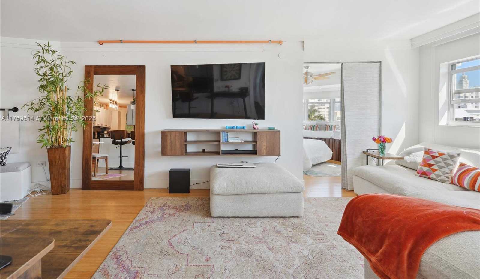 Small Image of 1881 WASHINGTON AVE #7F, Miami Beach Number 7
