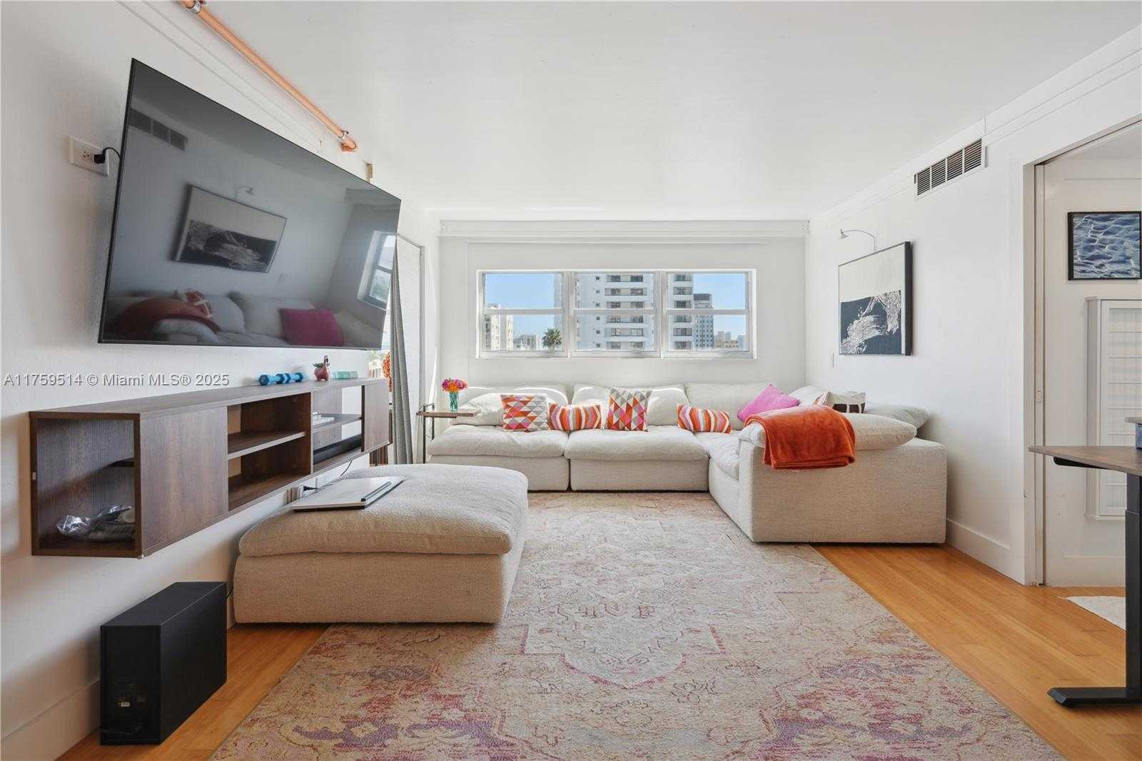 Small Image of 1881 WASHINGTON AVE #7F, Miami Beach Number 8