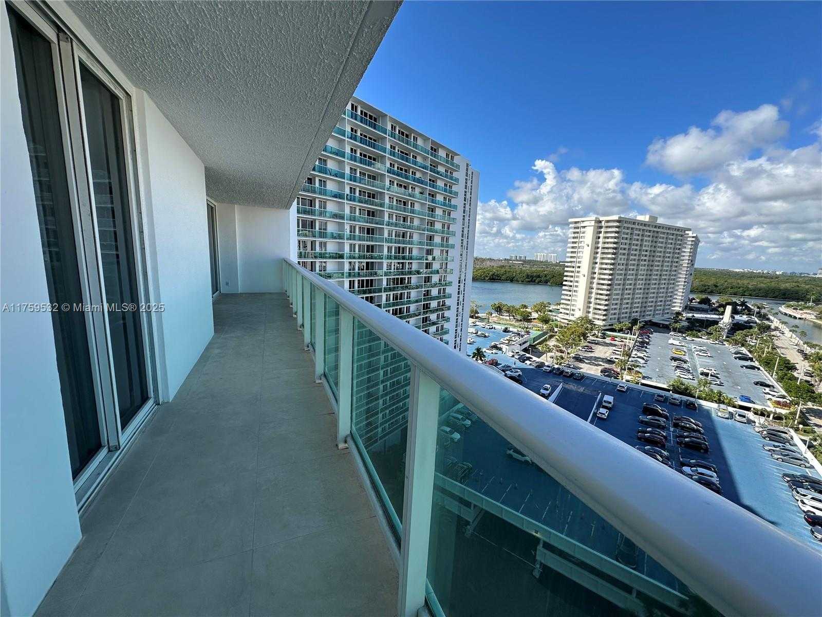 Small Image of 100 BAYVIEW DR #1504, Sunny Isles Beach Number 19