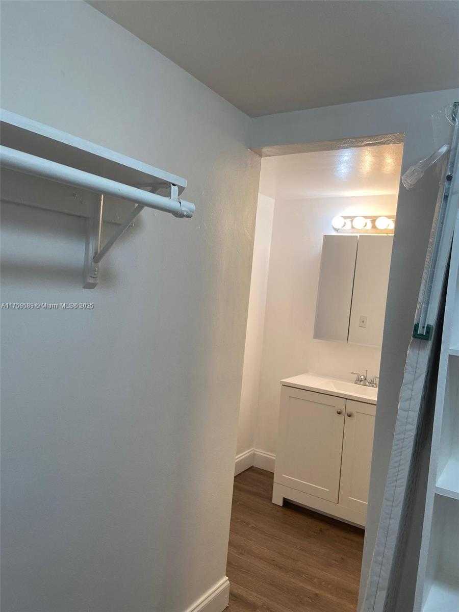 Small Image of 3660 NORTH EAST 166TH ST #810, North Miami Beach Number 15