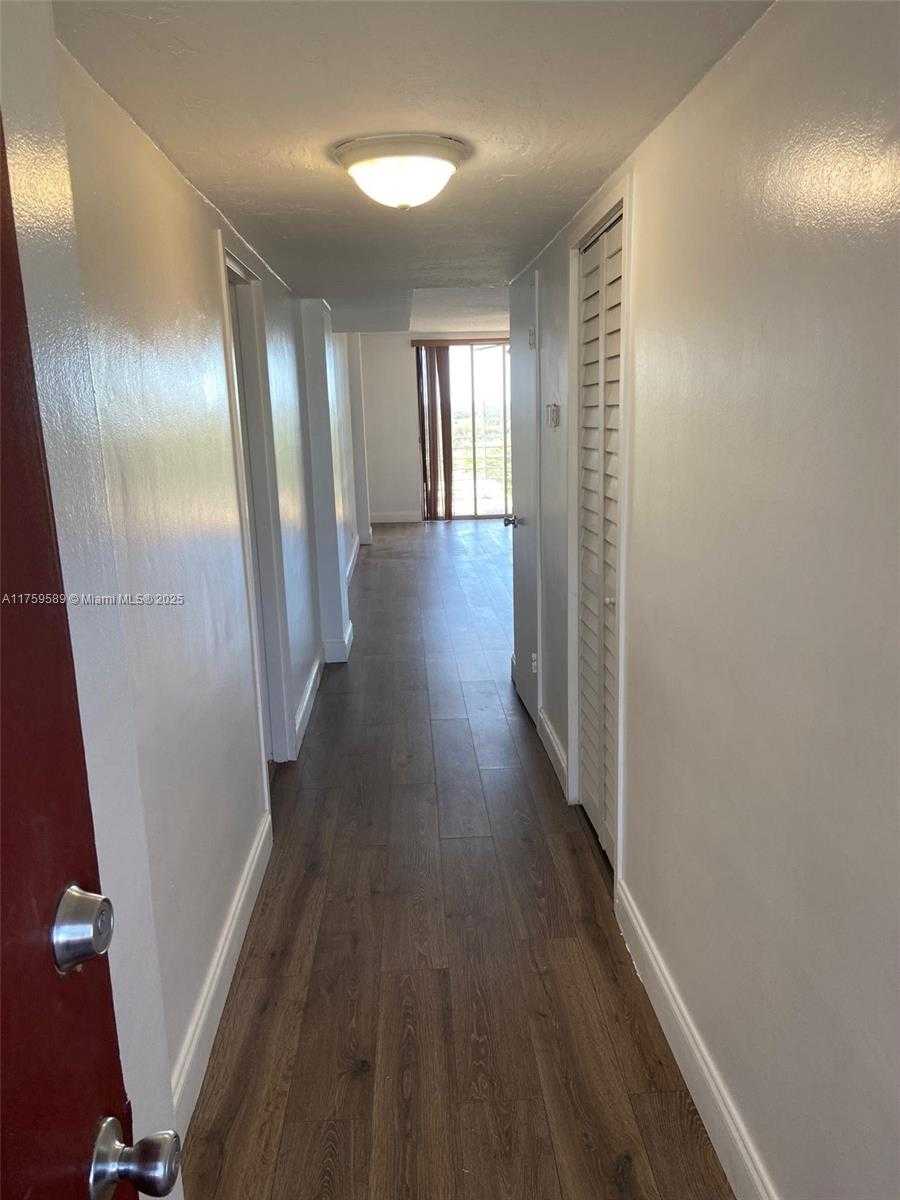 Small Image of 3660 NORTH EAST 166TH ST #810, North Miami Beach Number 18