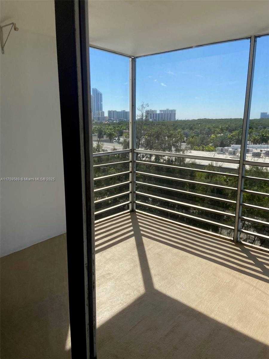 Small Image of 3660 NORTH EAST 166TH ST #810, North Miami Beach Number 22