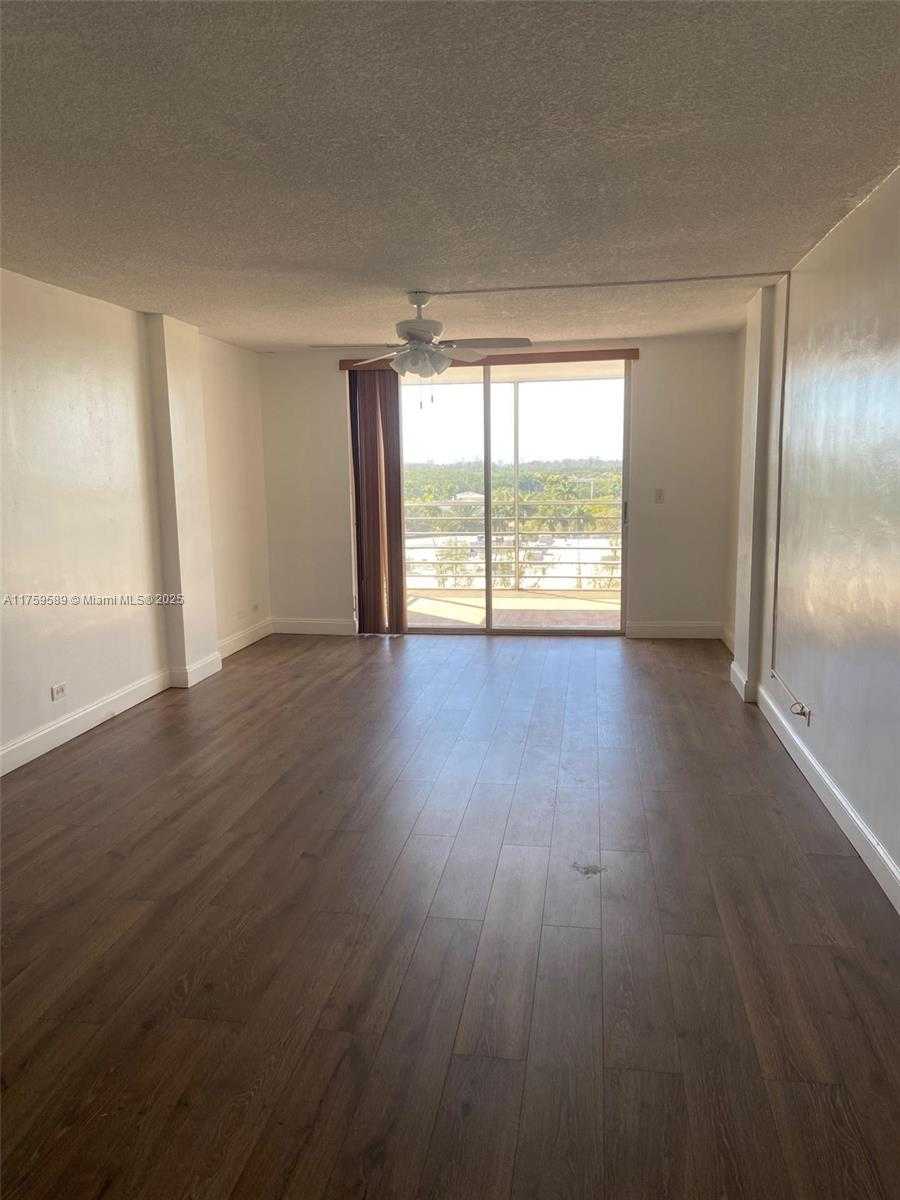 Small Image of 3660 NORTH EAST 166TH ST #810, North Miami Beach Number 5