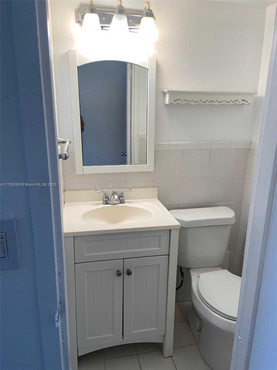Small Image of 3660 NORTH EAST 166TH ST #810, North Miami Beach Number 8