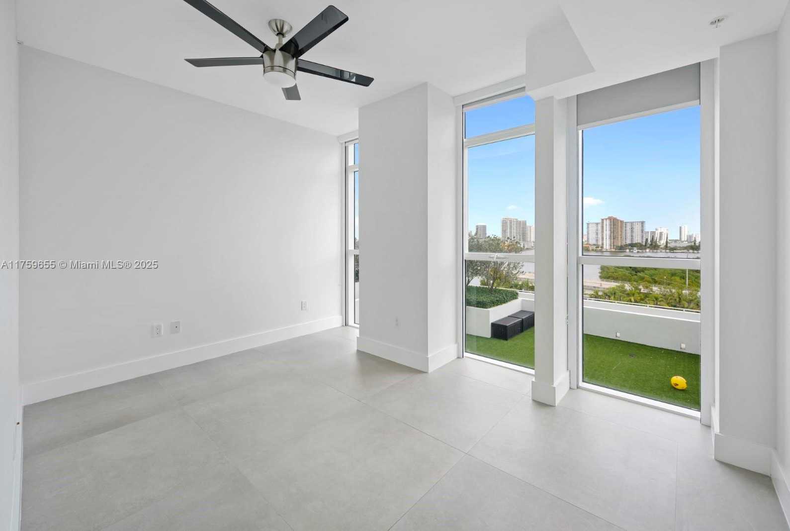 Small Image of 400 SUNNY ISLES BLVD #705, Sunny Isles Beach Number 15