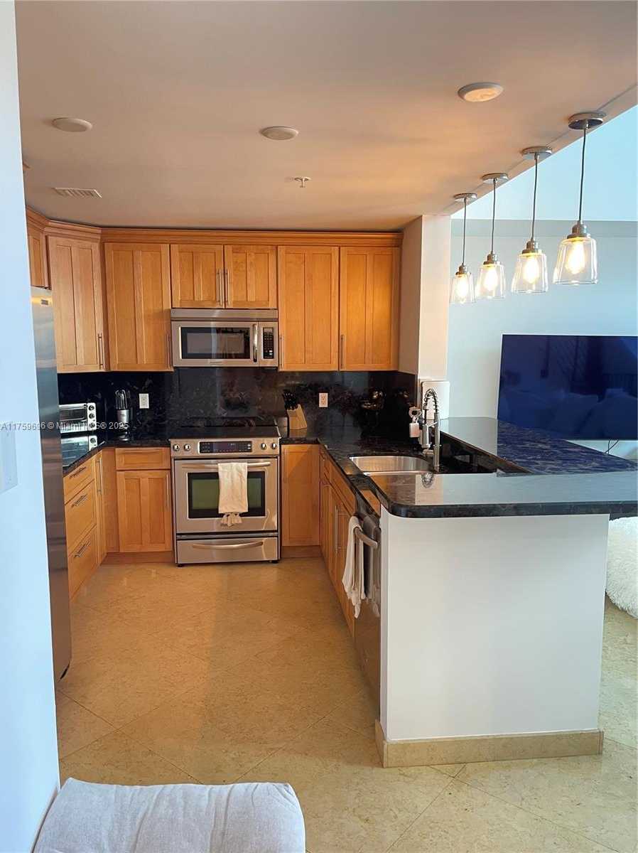 Small Image of 1745 Hallandale Beach Blvd, Hallandale Beach, FL 33009, USA Number 12