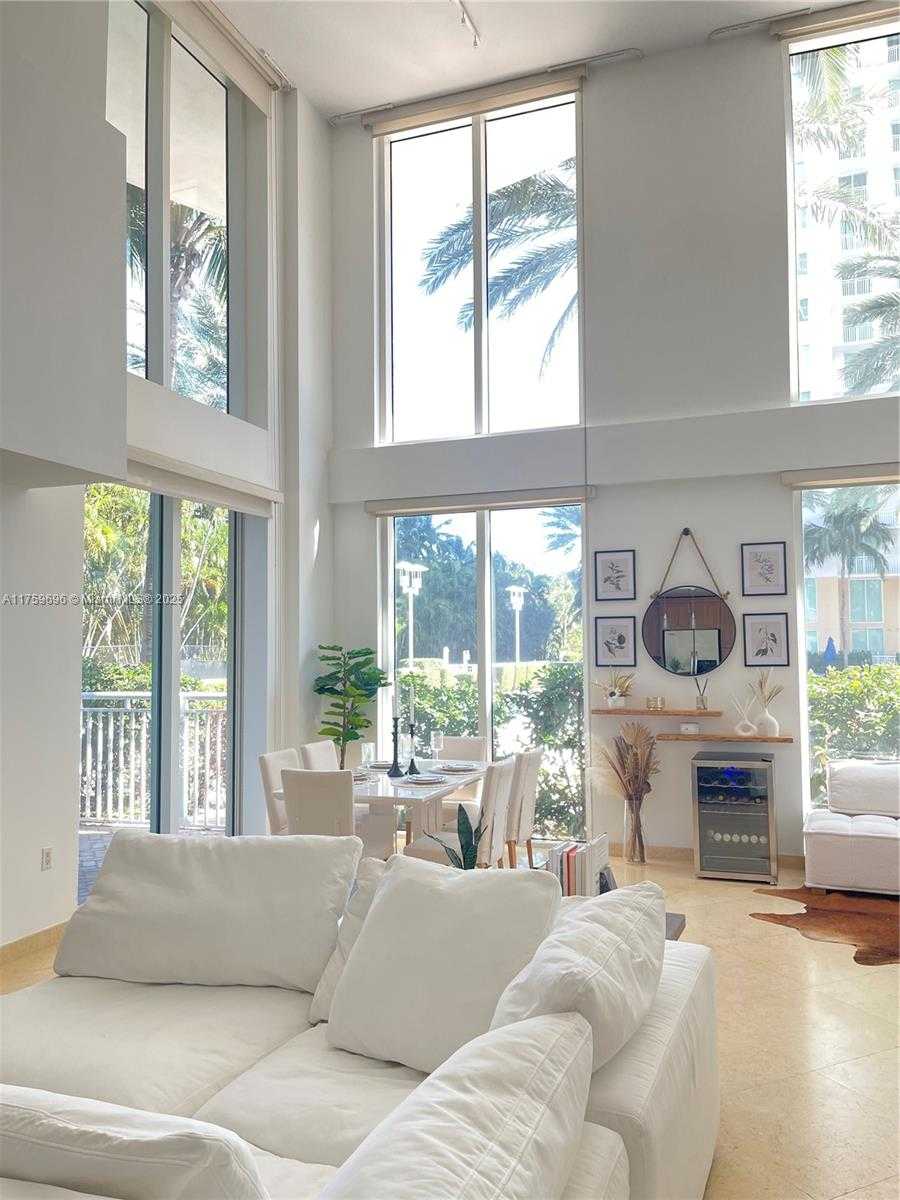 Small Image of 1745 Hallandale Beach Blvd, Hallandale Beach, FL 33009, USA Number 4