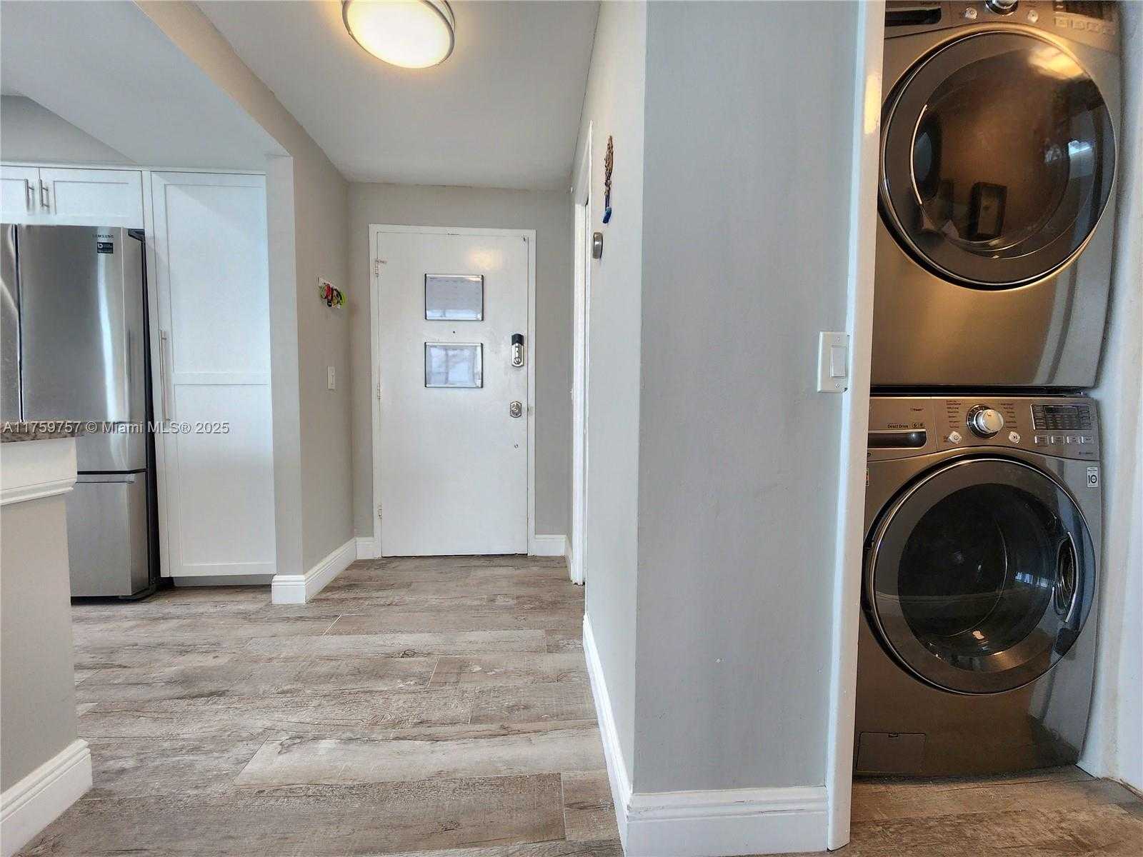 Small Image of 3505 SOUTH OCEAN DR #612, Hollywood Number 12