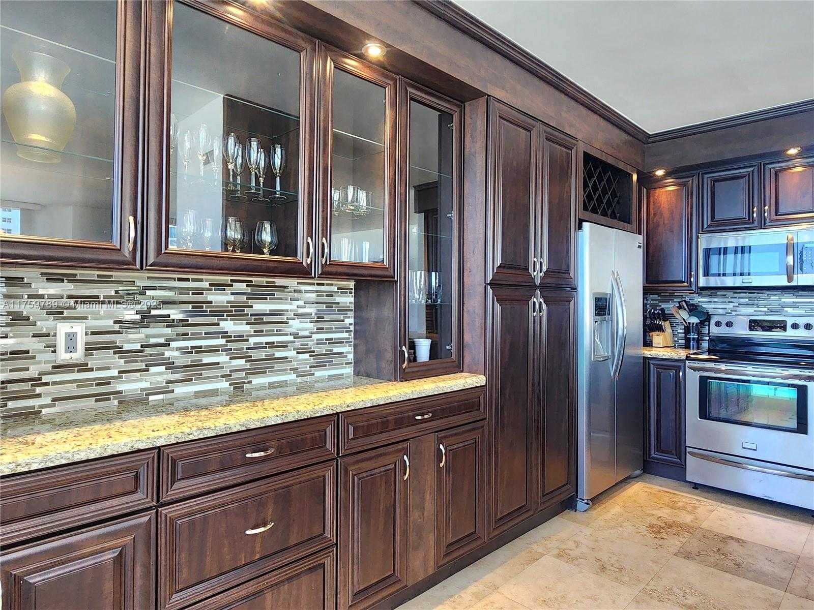 Small Image of 3505 SOUTH OCEAN DR #412, Hollywood Number 13