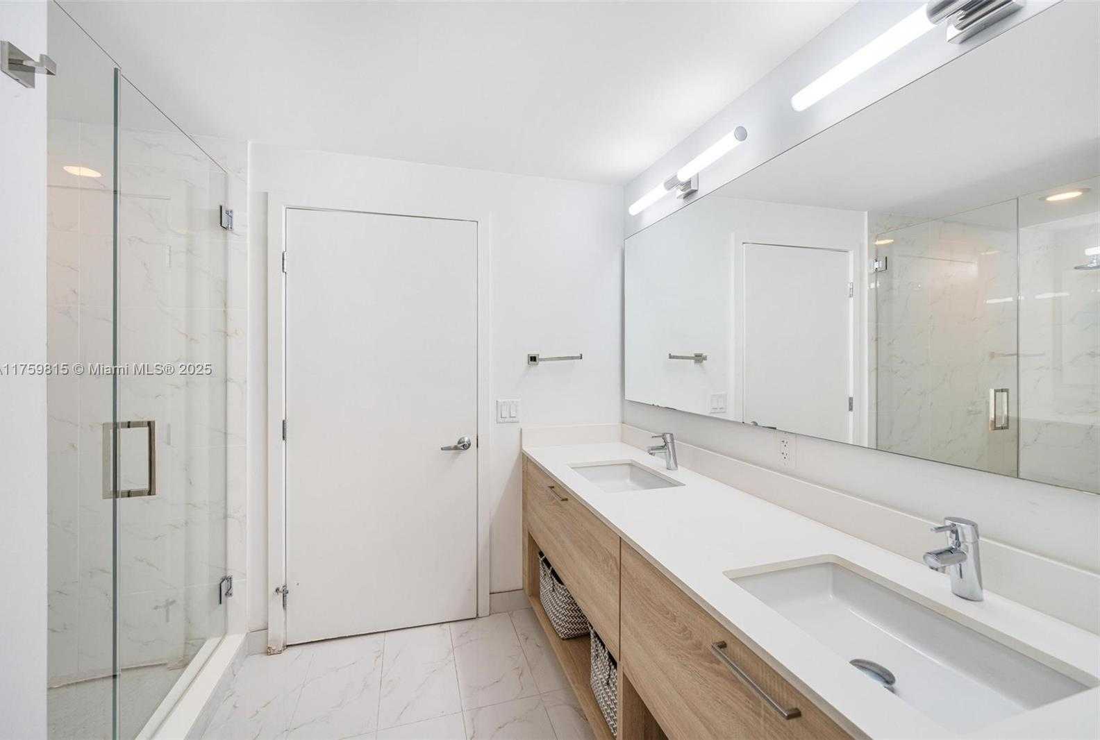 Small Image of 16385 BISCAYNE BLVD #2521, North Miami Beach Number 19