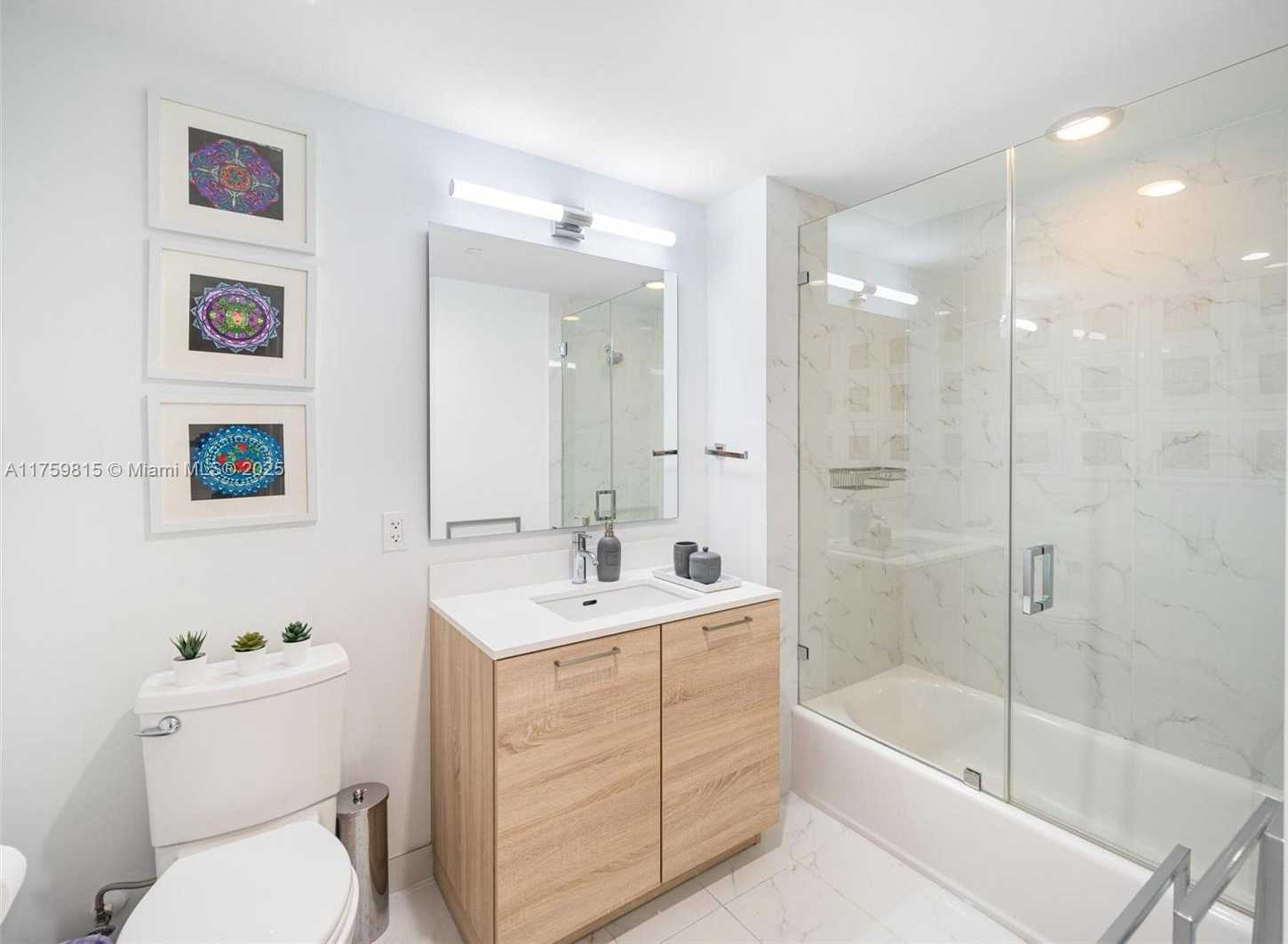 Small Image of 16385 BISCAYNE BLVD #2521, North Miami Beach Number 26