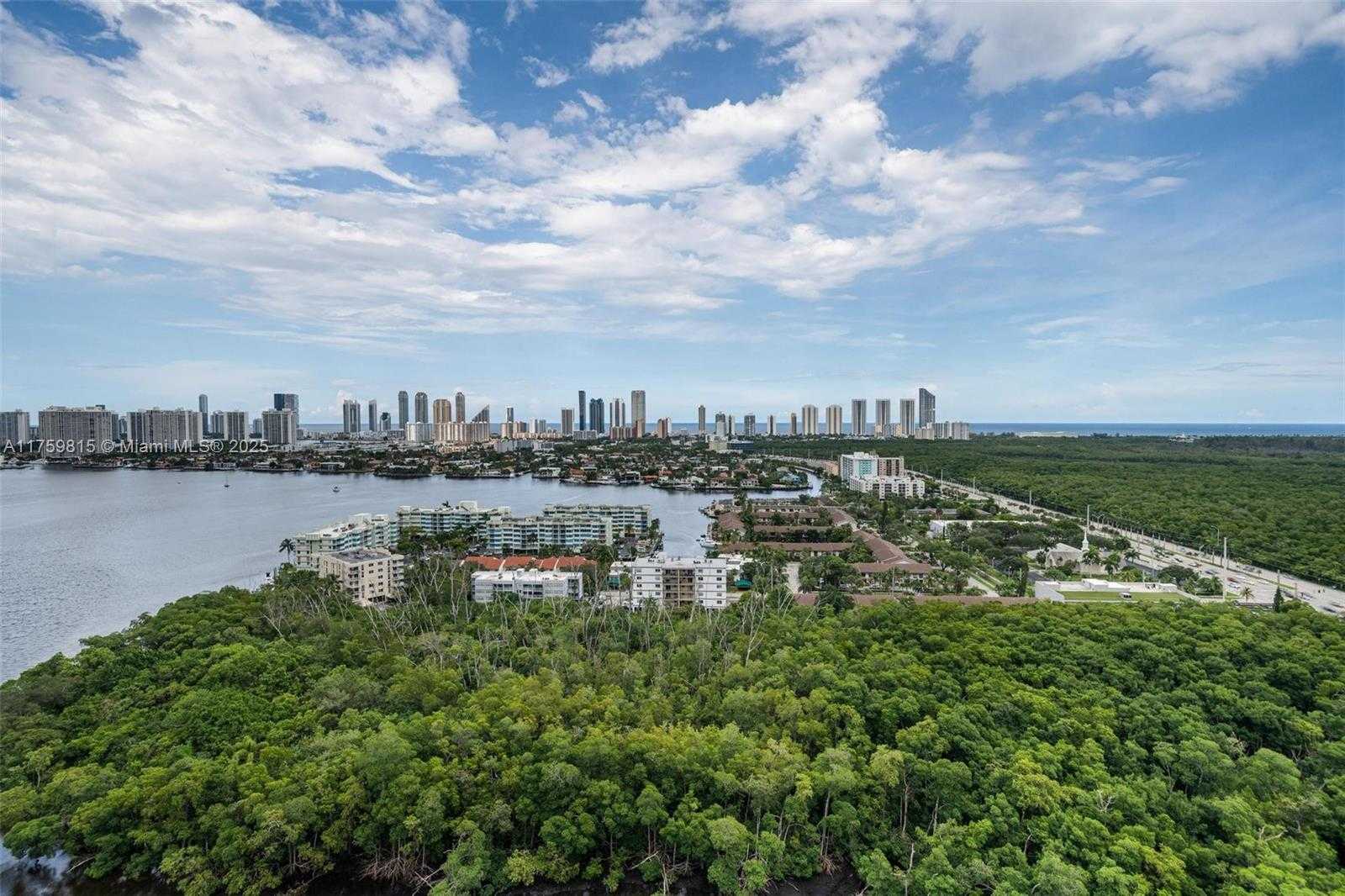 Small Image of 16385 BISCAYNE BLVD #2521, North Miami Beach Number 28