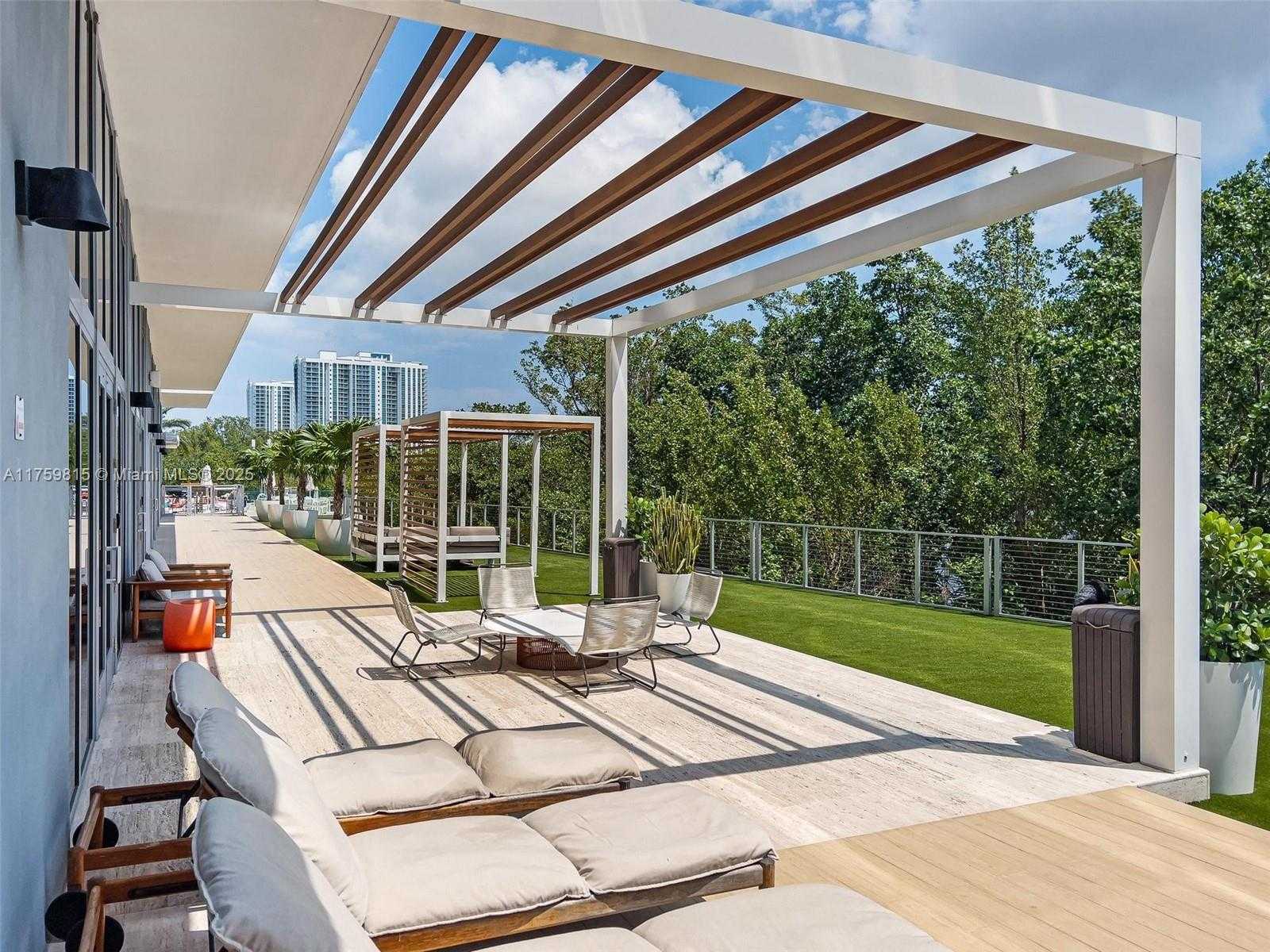 Small Image of 16385 BISCAYNE BLVD #2521, North Miami Beach Number 41
