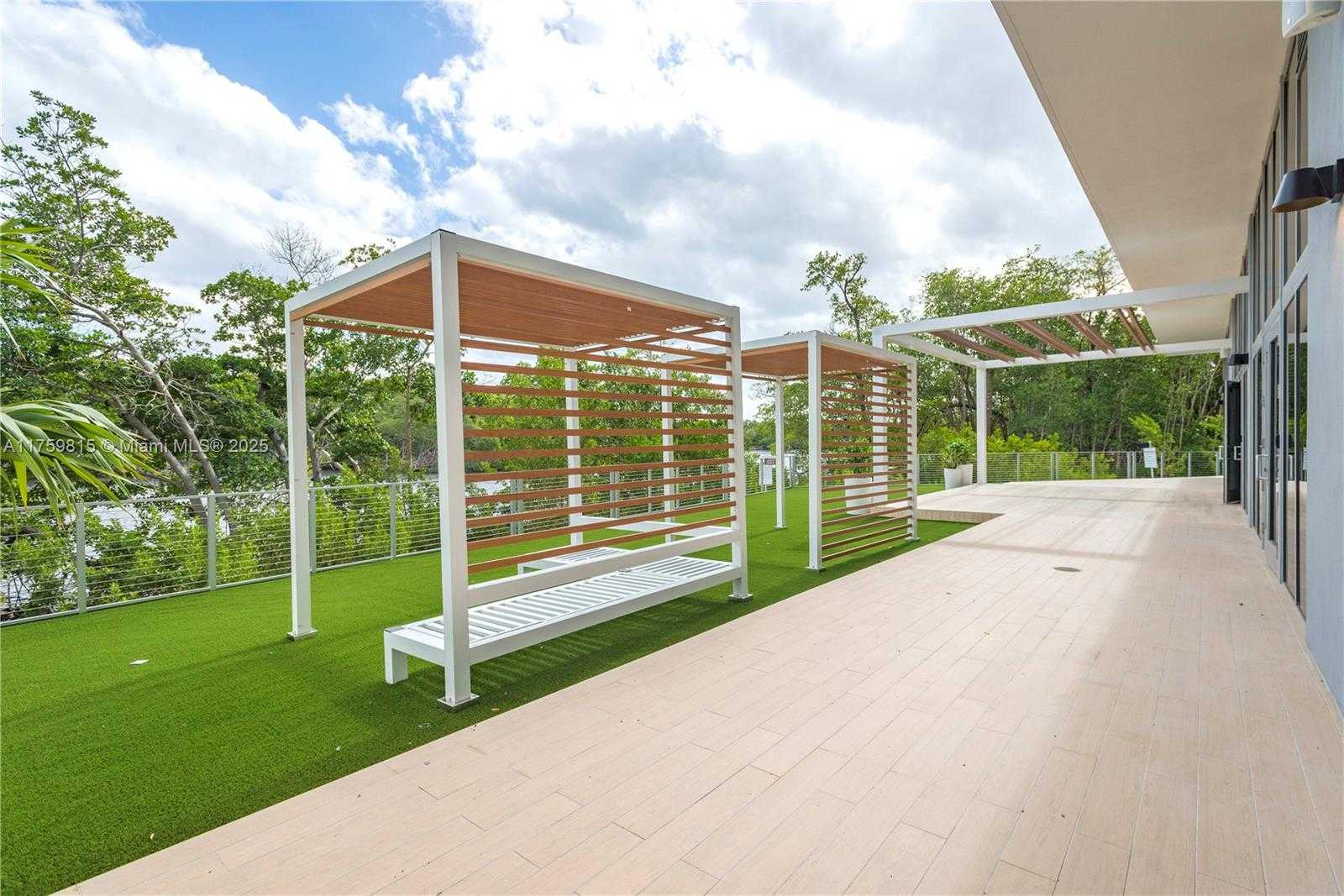 Small Image of 16385 BISCAYNE BLVD #2521, North Miami Beach Number 46