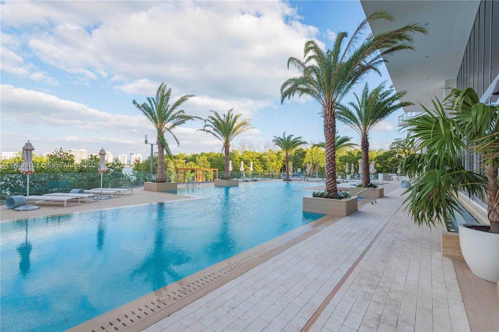 Small Image of 16385 BISCAYNE BLVD #2521, North Miami Beach Number 47