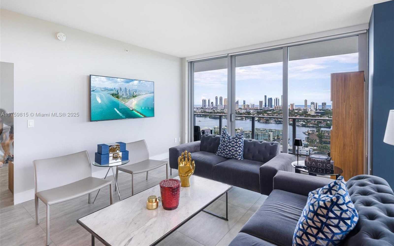 Small Image of 16385 BISCAYNE BLVD #2521, North Miami Beach Number 5
