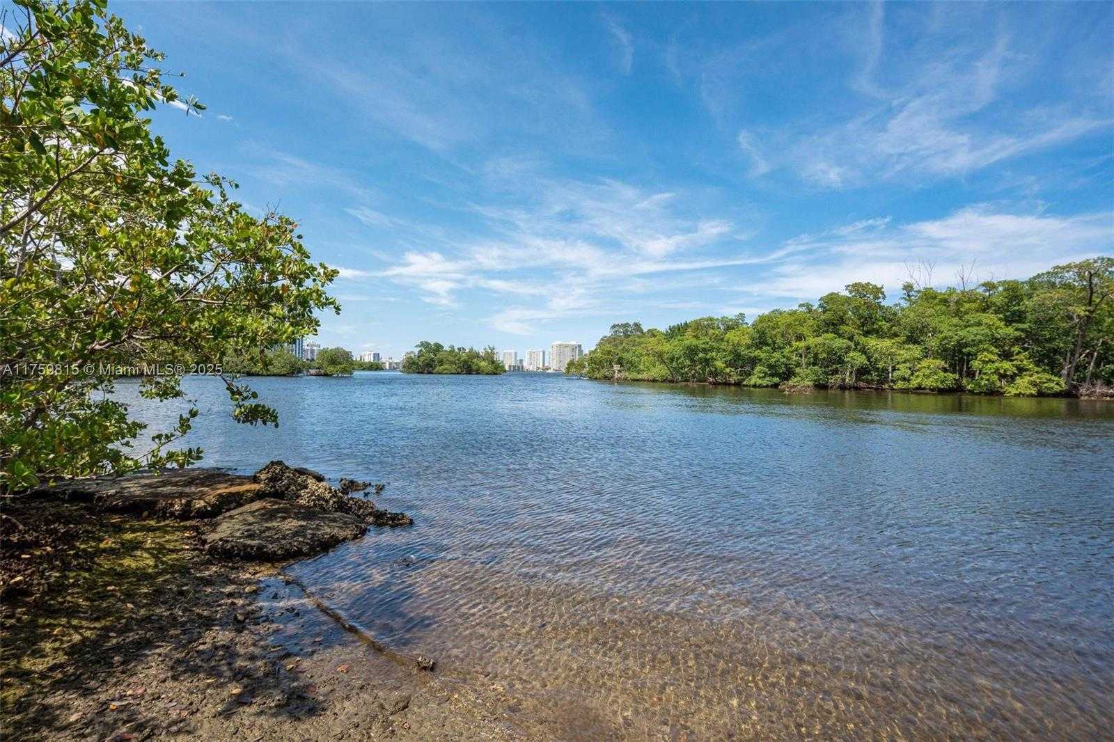 Small Image of 16385 BISCAYNE BLVD #2521, North Miami Beach Number 51