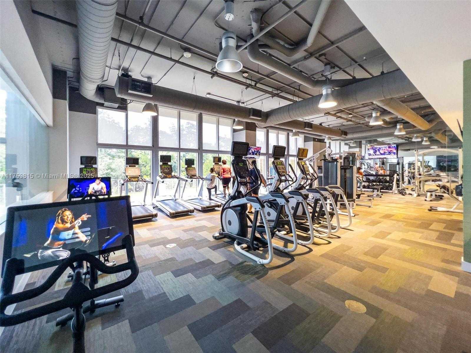Small Image of 16385 BISCAYNE BLVD #2521, North Miami Beach Number 54