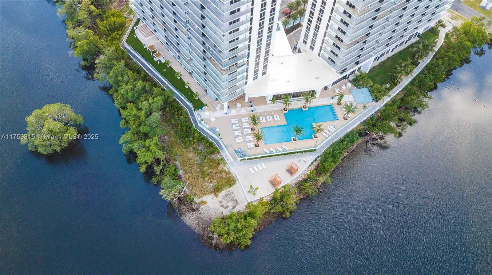Small Image of 16385 BISCAYNE BLVD #2521, North Miami Beach Number 78