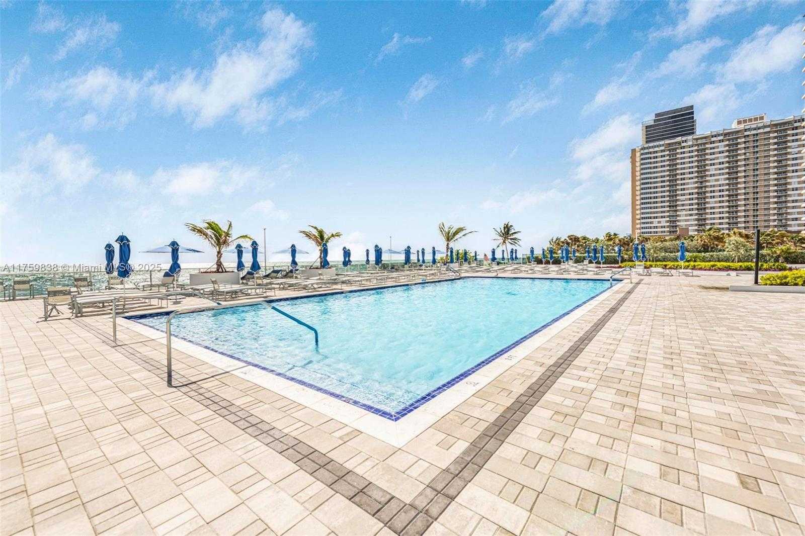 Small Image of 1890 SOUTH OCEAN DR #TS204, Hallandale Beach Number 24