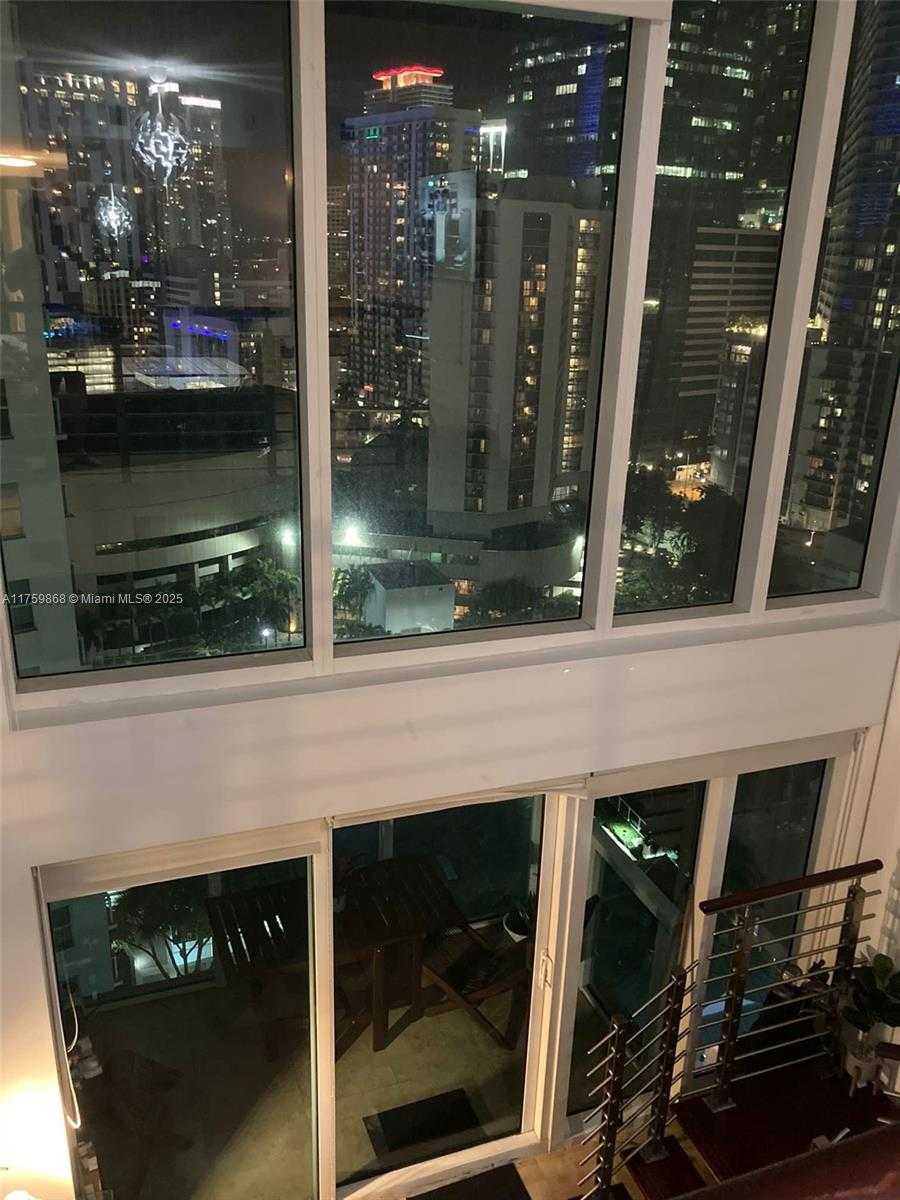 Small Image of 41 SOUTH EAST 5TH ST #1311, Miami Number 7
