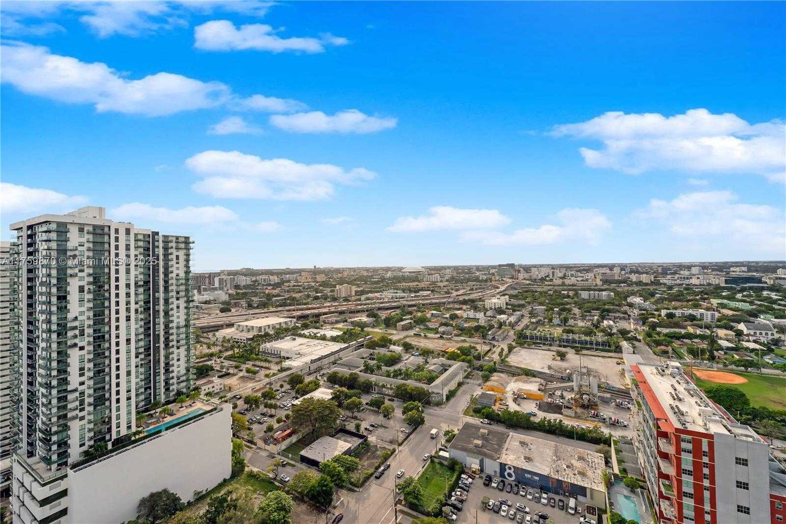 Small Image of 1600 NORTH EAST 1ST AVE #2916, Miami Number 19