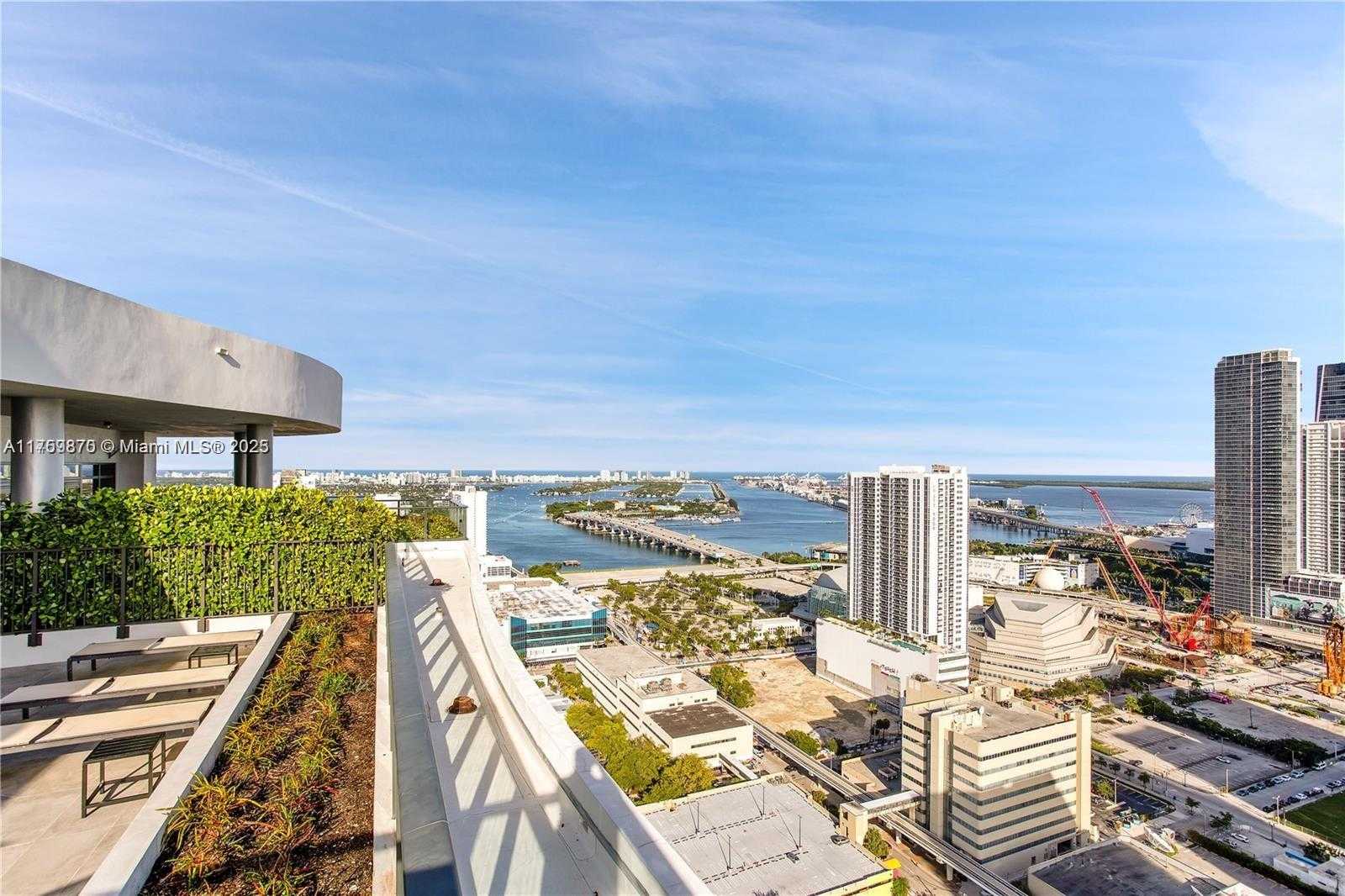 Small Image of 1600 NORTH EAST 1ST AVE #2916, Miami Number 33