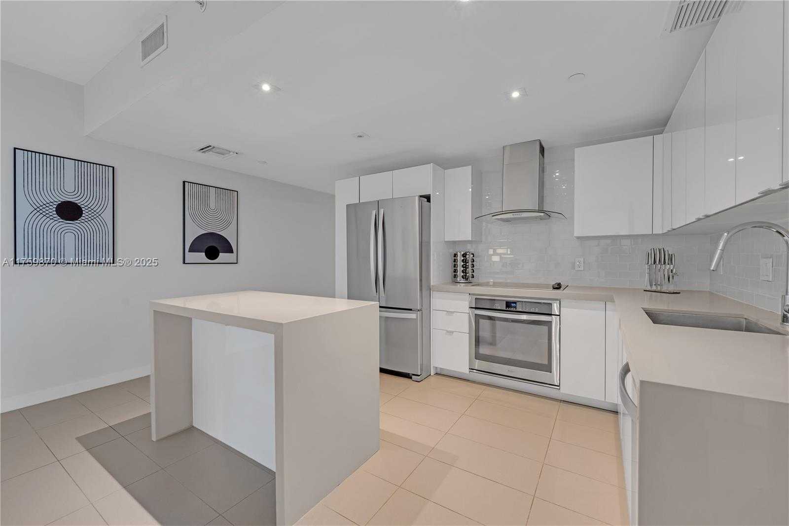 Small Image of 1600 NORTH EAST 1ST AVE #2916, Miami Number 5