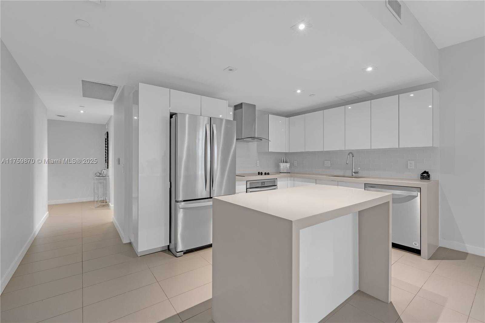 Small Image of 1600 NORTH EAST 1ST AVE #2916, Miami Number 7
