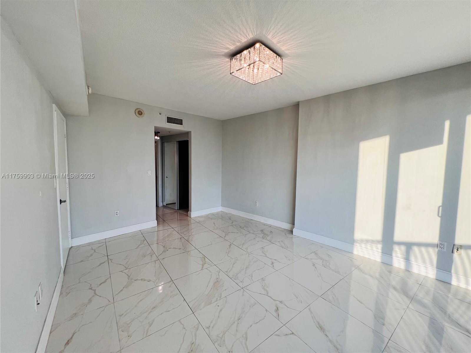 Small Image of 1750 NORTH BAYSHORE DR #2612, Miami Number 7