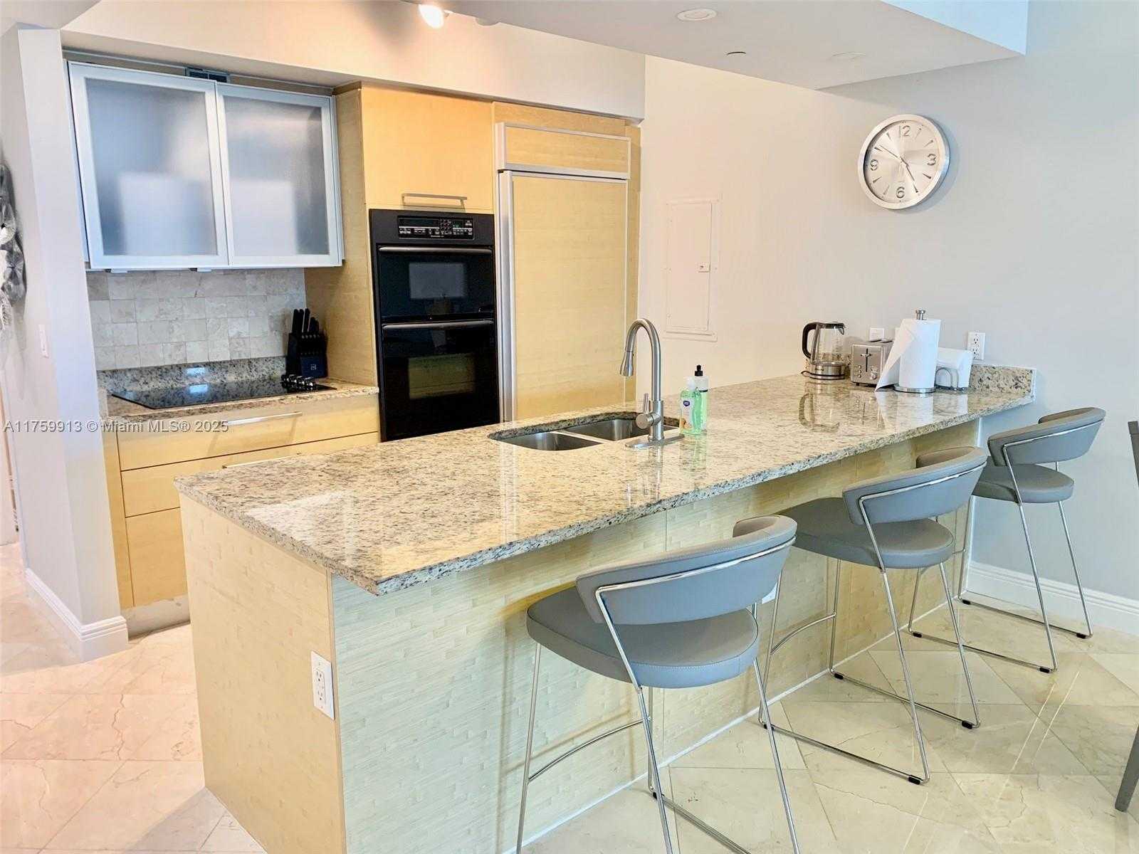 Small Image of 1830 SOUTH OCEAN DR #1503, Hallandale Beach Number 12