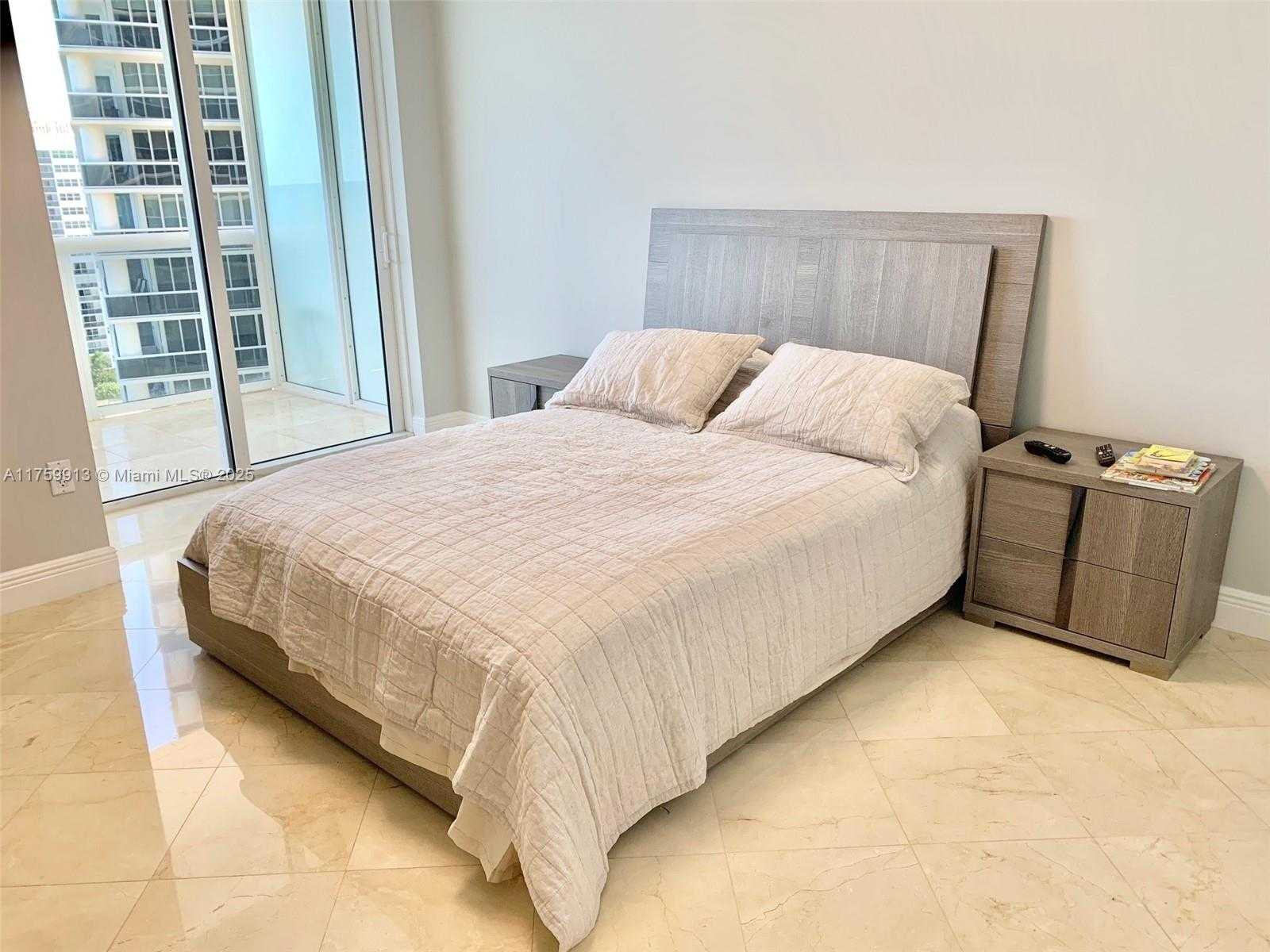 Small Image of 1830 SOUTH OCEAN DR #1503, Hallandale Beach Number 22