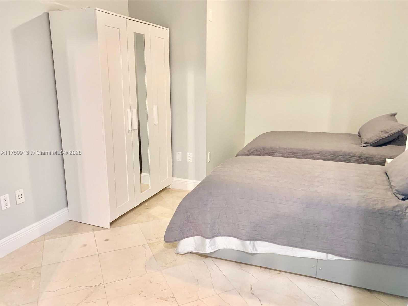 Small Image of 1830 SOUTH OCEAN DR #1503, Hallandale Beach Number 29