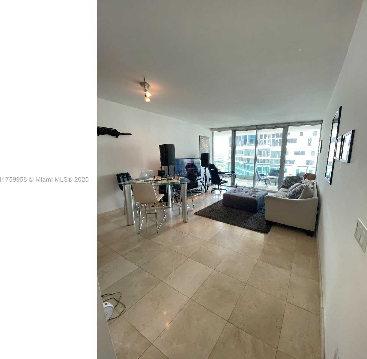 Small Image of 1331 BRICKELL BAY DR #1104, Miami Number 4