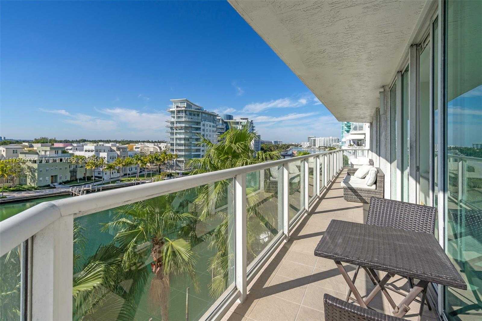Small Image of 5900 COLLINS AVE #705, Miami Beach Number 21