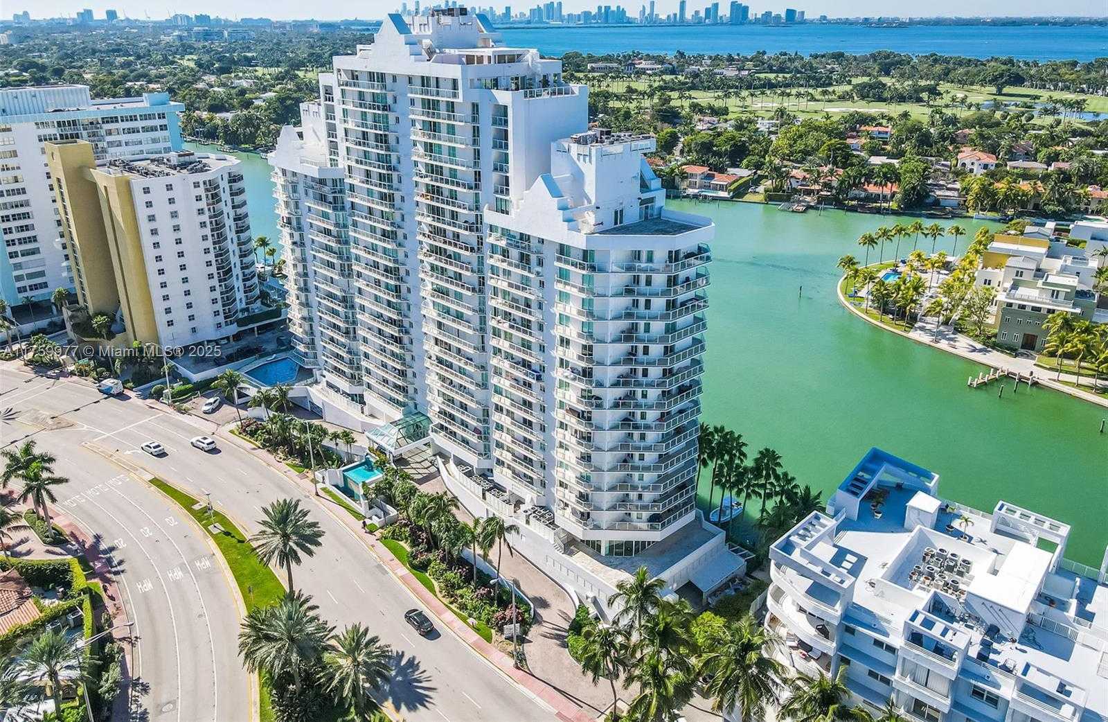 Small Image of 5900 COLLINS AVE #705, Miami Beach Number 6