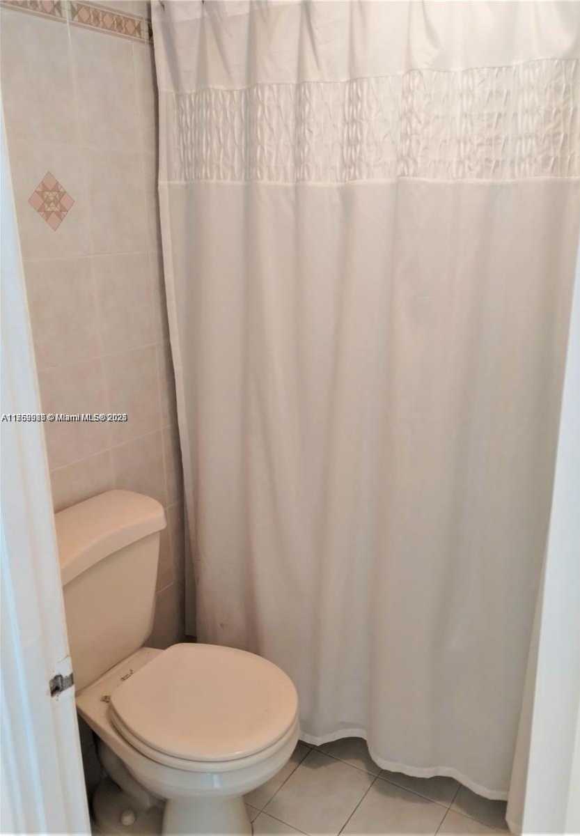 Small Image of 7135 COLLINS AVE #1013, Miami Beach Number 15