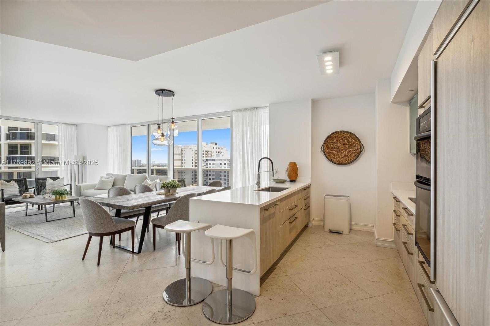 Small Image of 1830 SOUTH OCEAN DR #1506, Hallandale Beach Number 14