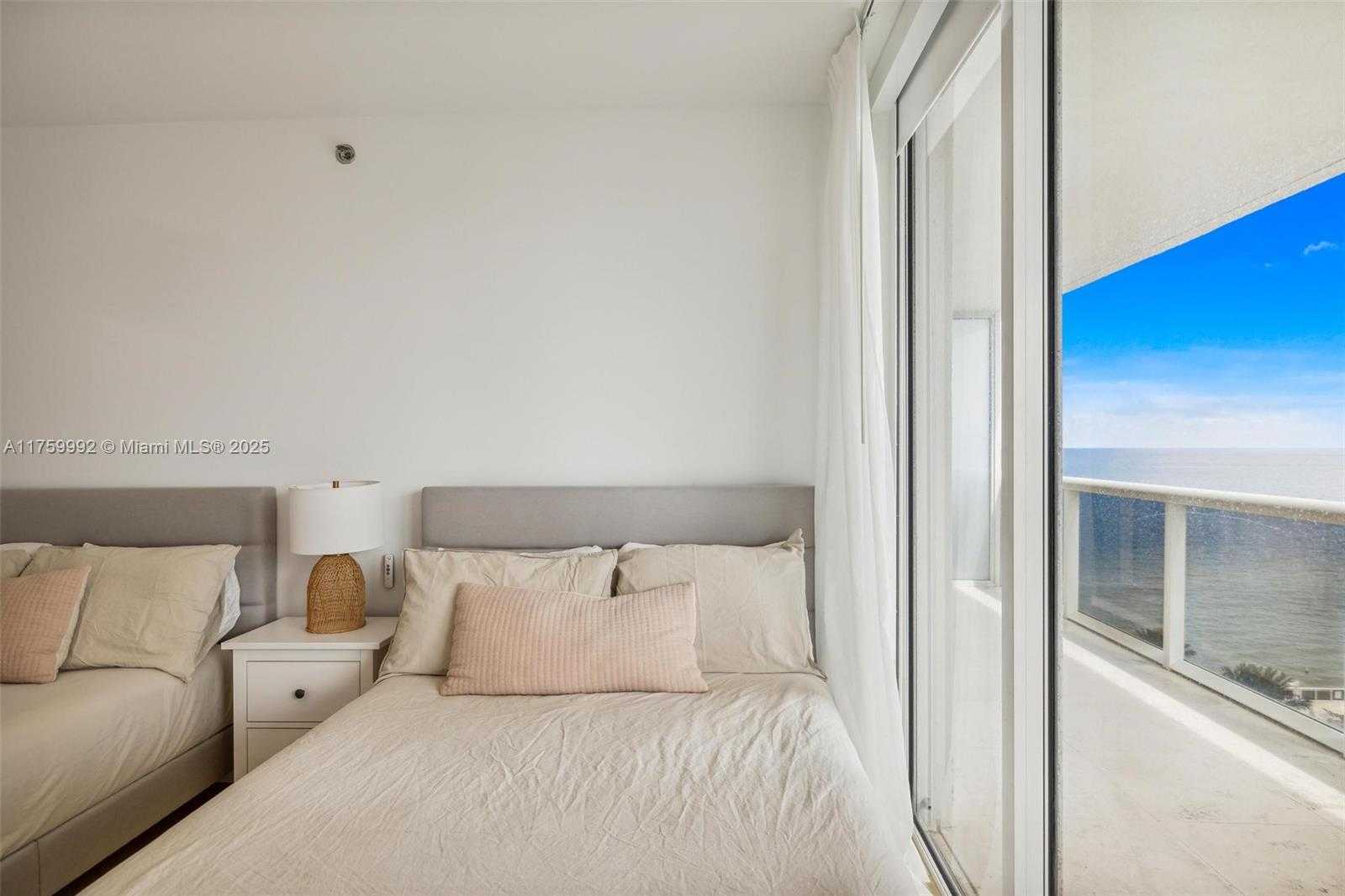 Small Image of 1830 SOUTH OCEAN DR #1506, Hallandale Beach Number 24