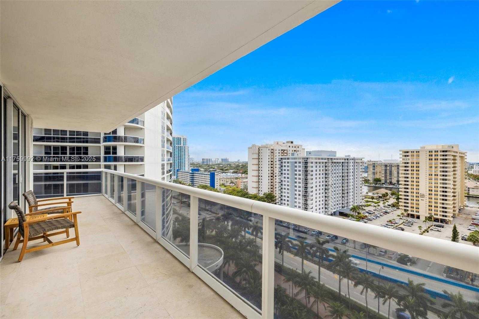 Small Image of 1830 SOUTH OCEAN DR #1506, Hallandale Beach Number 4