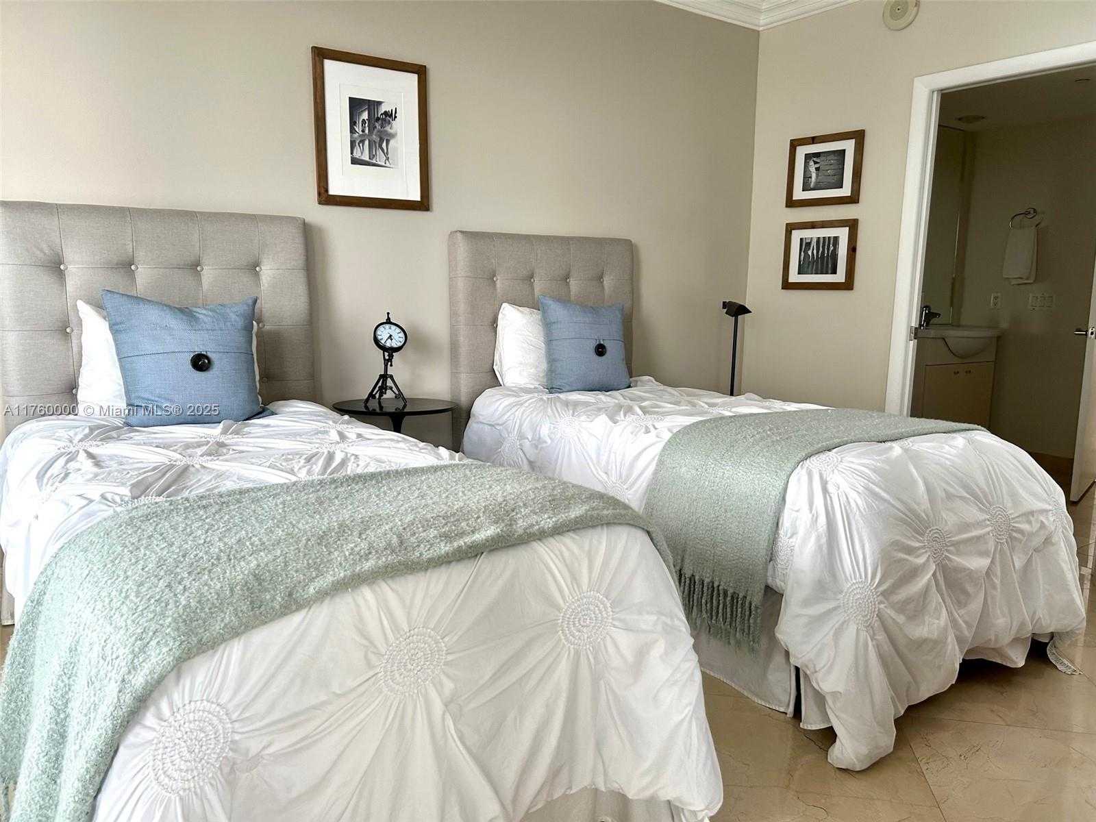 Small Image of 1830 SOUTH OCEAN DR #2408, Hallandale Beach Number 24