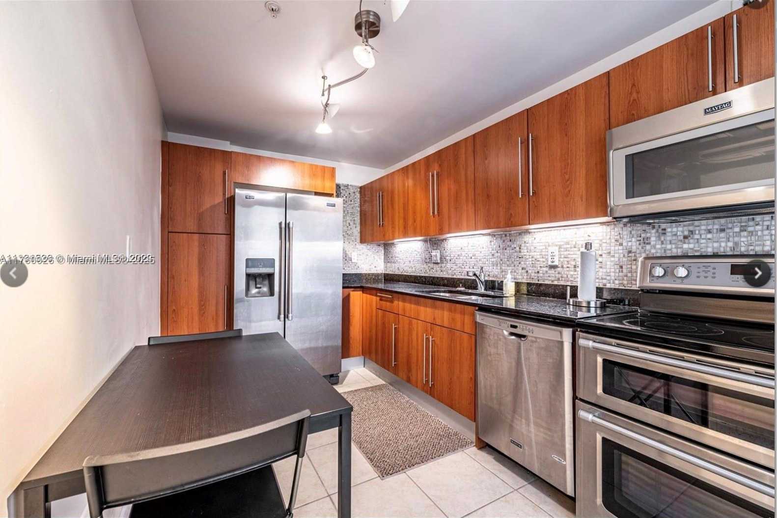 Small Image of 3000 SOUTH OCEAN DR #916, Hollywood Number 11