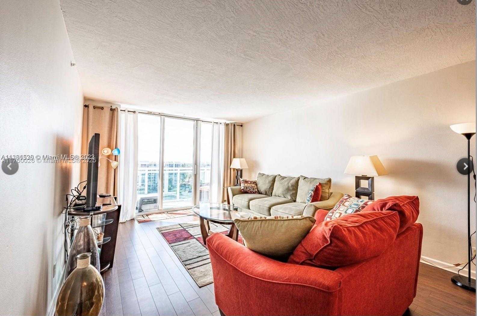 Small Image of 3000 SOUTH OCEAN DR #916, Hollywood Number 9