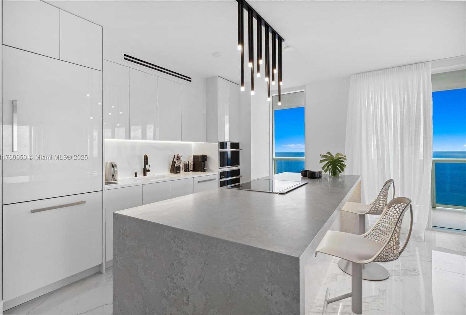 Small Image of 1830 SOUTH OCEAN DR #4502, Hallandale Beach Number 12