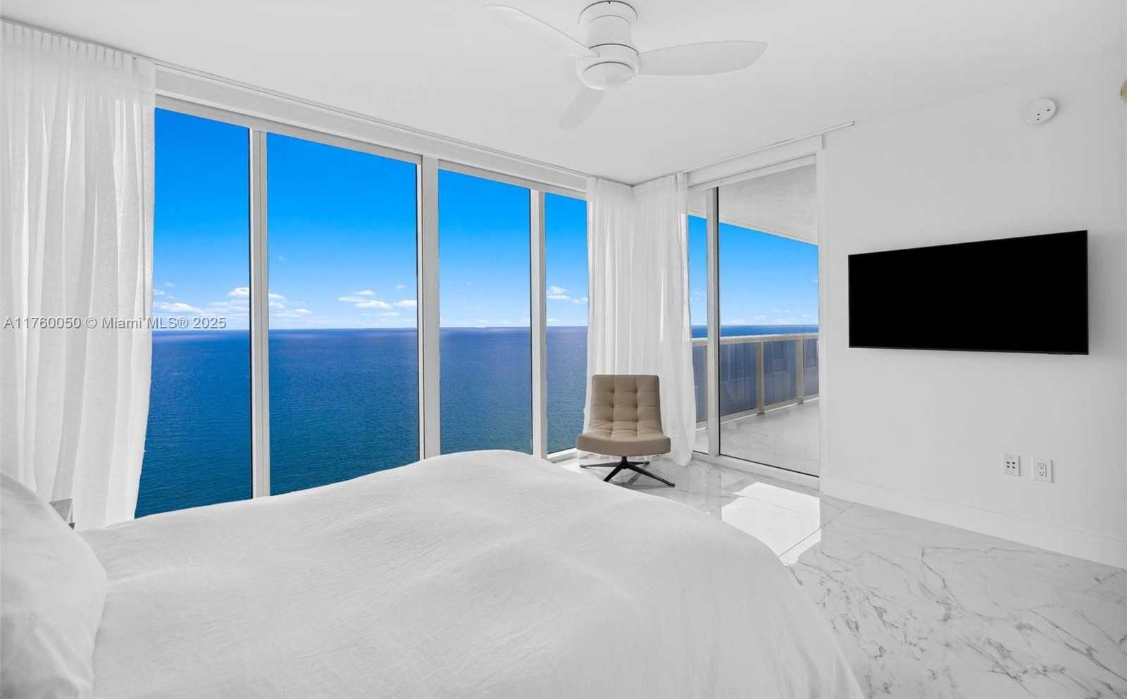 Small Image of 1830 SOUTH OCEAN DR #4502, Hallandale Beach Number 25